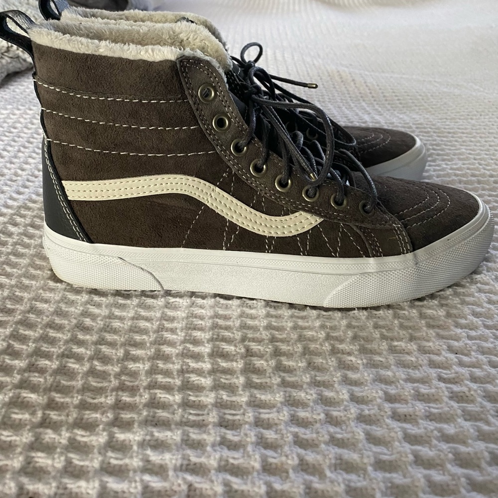 Vans Hightops lined with faux fur